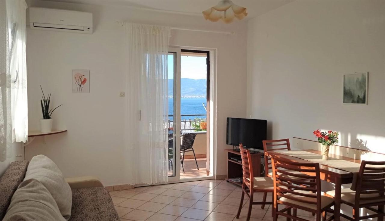 Apartments Ljilja Sea View スラティネ エクステリア 写真