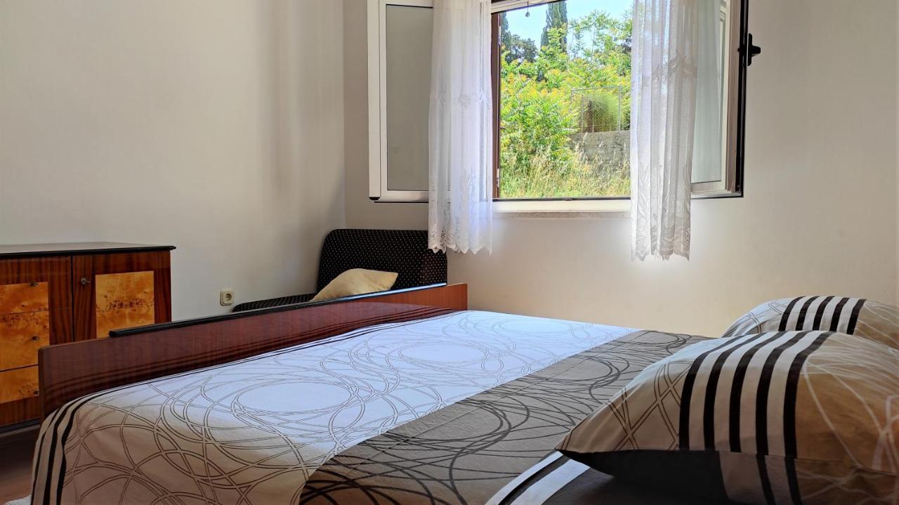 Apartments Ljilja Sea View スラティネ エクステリア 写真