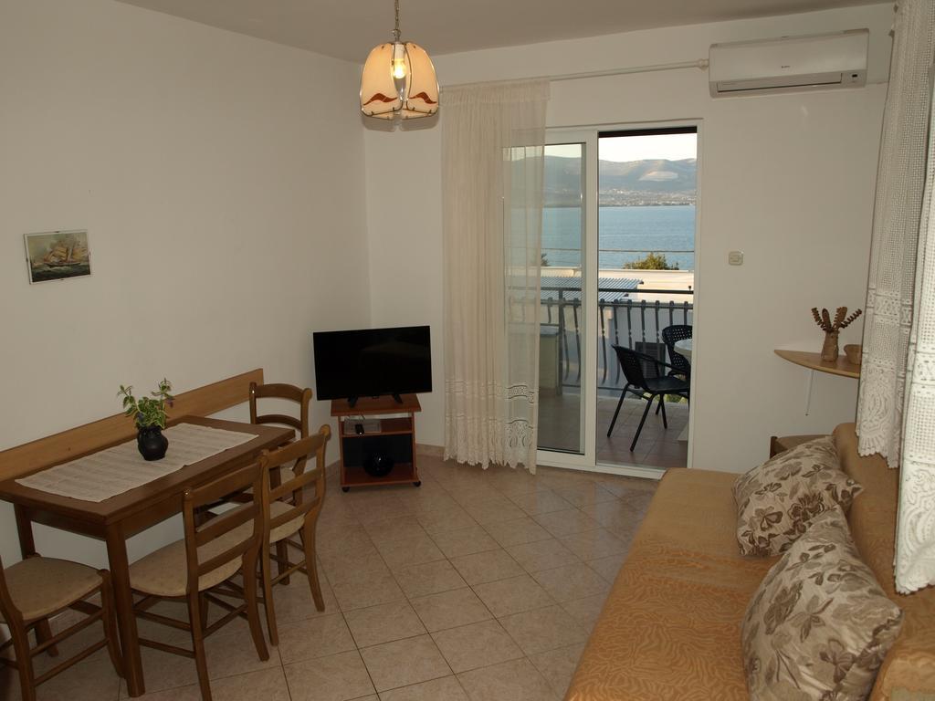 Apartments Ljilja Sea View スラティネ エクステリア 写真
