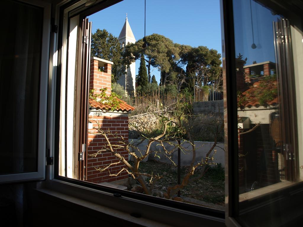 Apartments Ljilja Sea View スラティネ エクステリア 写真